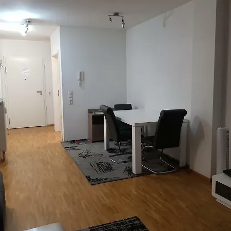 In 6 Apartment *