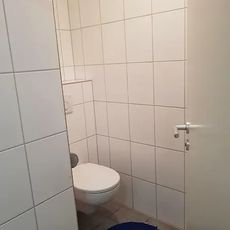 In 6 Apartment *