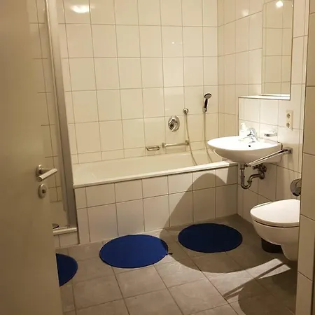 Apartment In 6 *